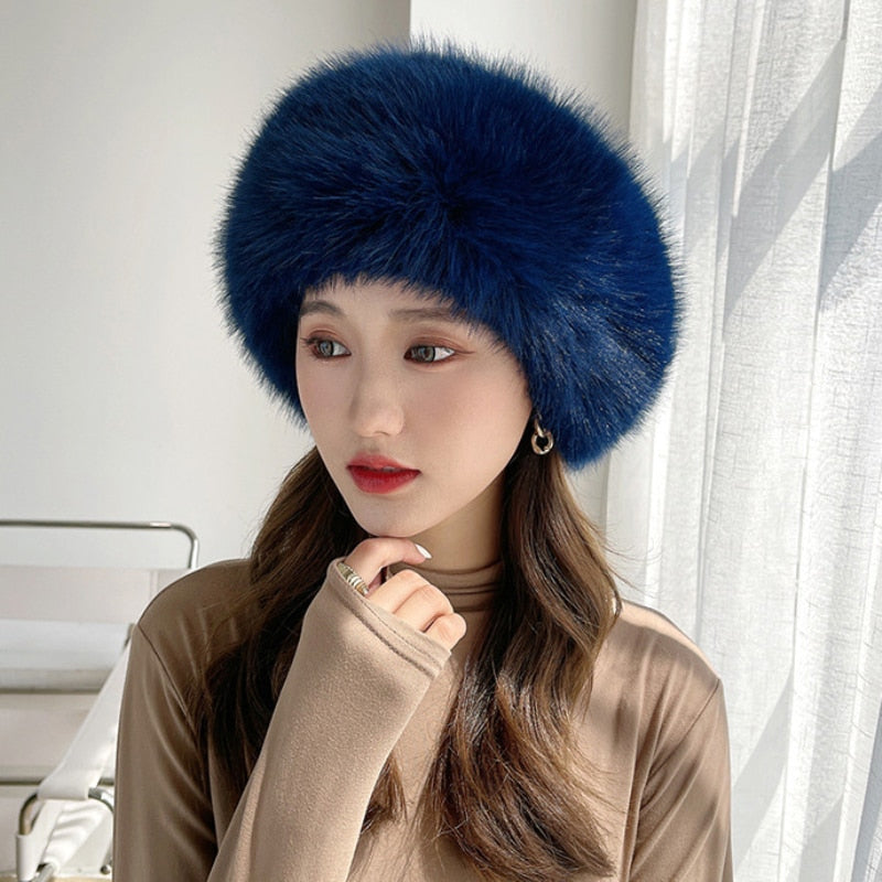 HT4003 Fur Hat Women Warm Snow Ski Cap Female Faux Fox Fur Bomber Hat Lady Windproof Winter Hats for Women Russian Hat Ushanka