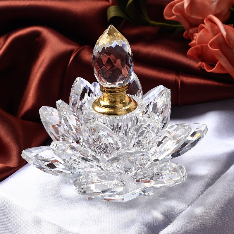 2022New Retro Crystal Lotus Perfume Bottle Empty Glass Flower Ornament Home Decor Refillable Bottle For Lady Car Decoration Gift