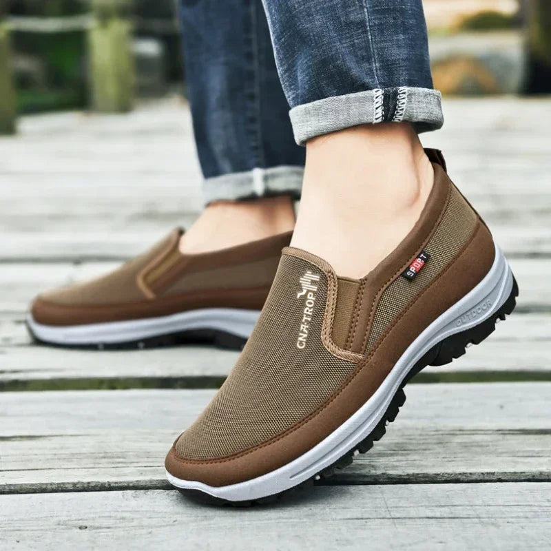 Men's Casual Loafers, Sneakers, Mesh Breathable Retro Driving Shoes, Slip-on Vulcanized Soft Soles, Non-slip Solid Color Shoes