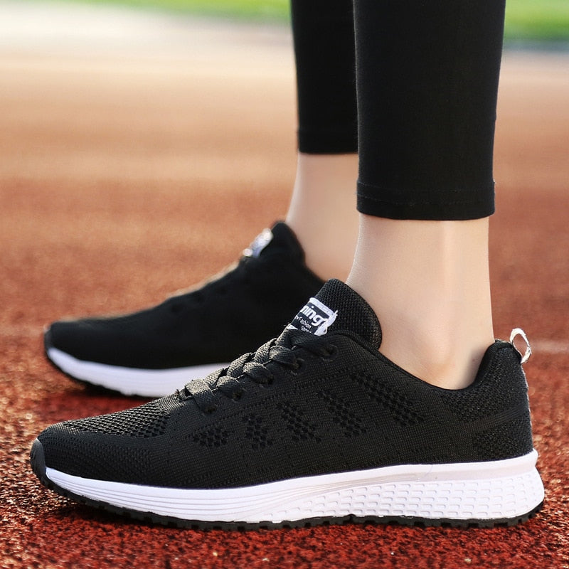 Sneakers Women Shoes Fashion Vulcanize Chunky Sneakers Flat Ladies Shoes Walking Women&#39;s Sneakers Plus Size Mujer Shoes Woman