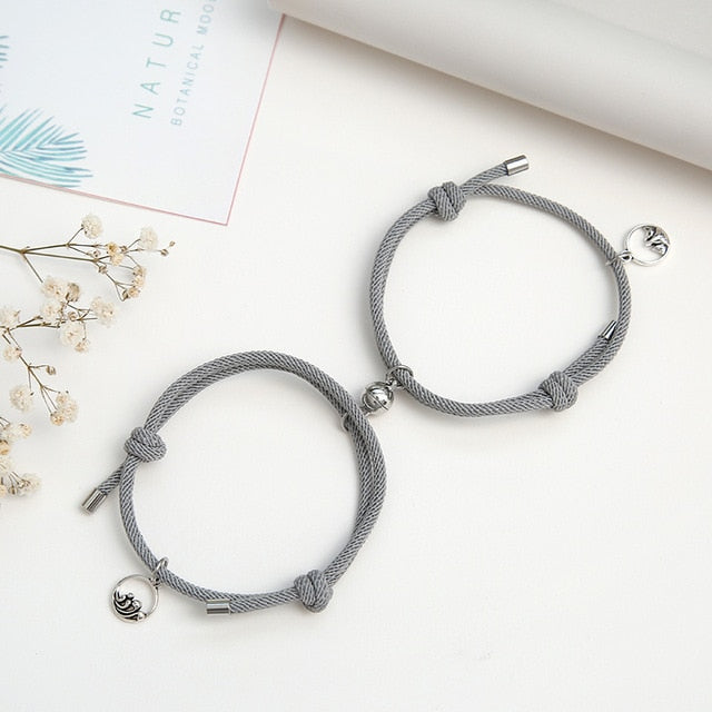 2PCS/SET Alloy Couple Magnetic Attraction Ball Creative Bracelet Stainless Steel Friendship Rope Men and Women Jewelry Gift