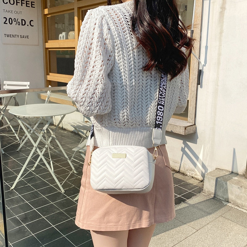 Fashion Solid Color Shoulder Bag Crossbody Bags for Women 2022 Leather Woven Bag Purse Female Designer Bags Handbags Women Bags